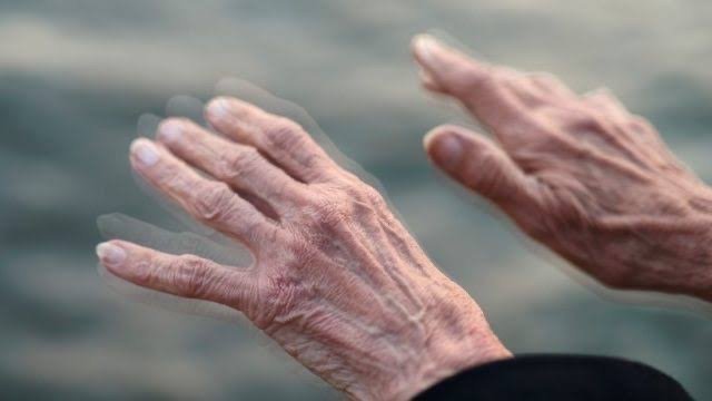 Thumbnail Parkinson: Jiwa yang Terperangkap dalam Tubuh yang Kaku